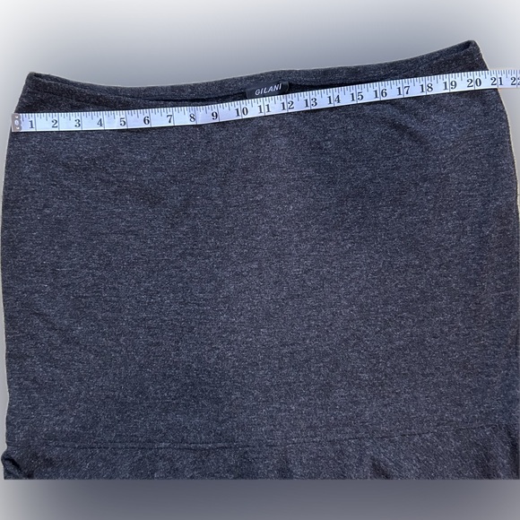 Gilani grey pull-on fit and flare ruffle skirt. Size 18. - Picture 5 of 7